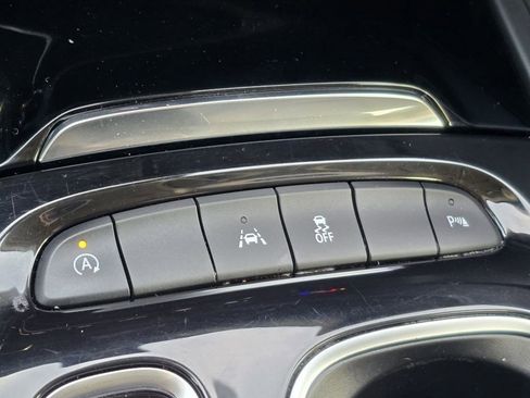 Used 2022 Buick Envision Preferred w/ Safety Package image 9