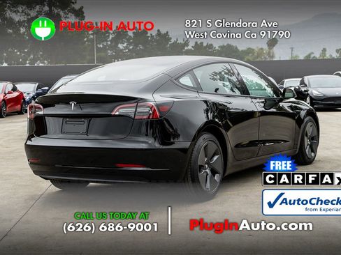 Used 2023 Tesla Model 3 Standard Range image 4