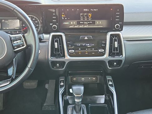 Used 2021 Kia Sorento SX AWD/4WD image 29