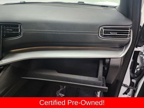 Certified 2026 Jeep Grand Wagoneer L Limited w/ 8-Passenger Seating Package AWD/4WD image 35