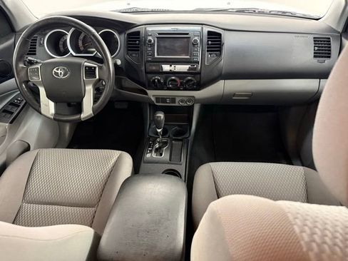 Used 2013 Toyota Tacoma PreRunner image 14