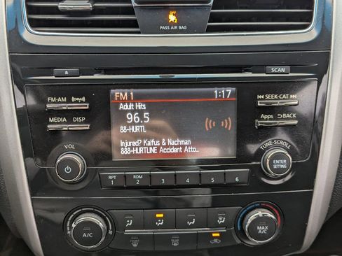 Used 2015 Nissan Altima 2.5 S w/ Power Driver Seat Package image 12