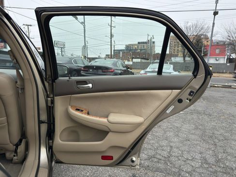Used 2003 Honda Accord EX image 13
