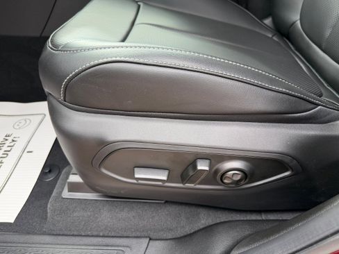 New 2025 Jeep Grand Cherokee Limited image 13