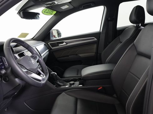 Used 2023 Volkswagen Atlas Cross Sport SEL R-Line image 21