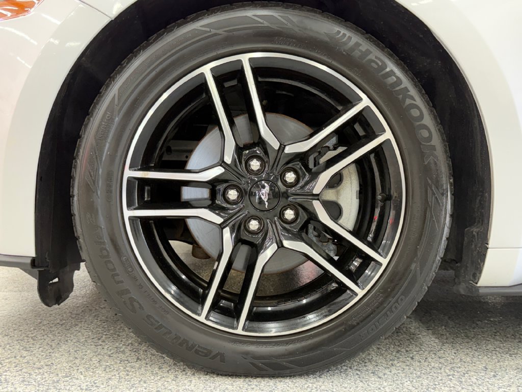 Used 2019 Ford Mustang Premium RWD image 43