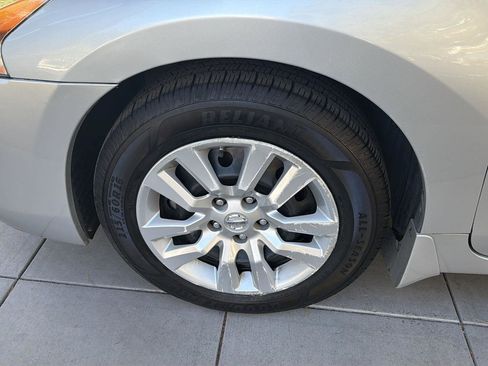Used 2015 Nissan Altima 2.5 S w/ Power Driver Seat Package FWD image 14
