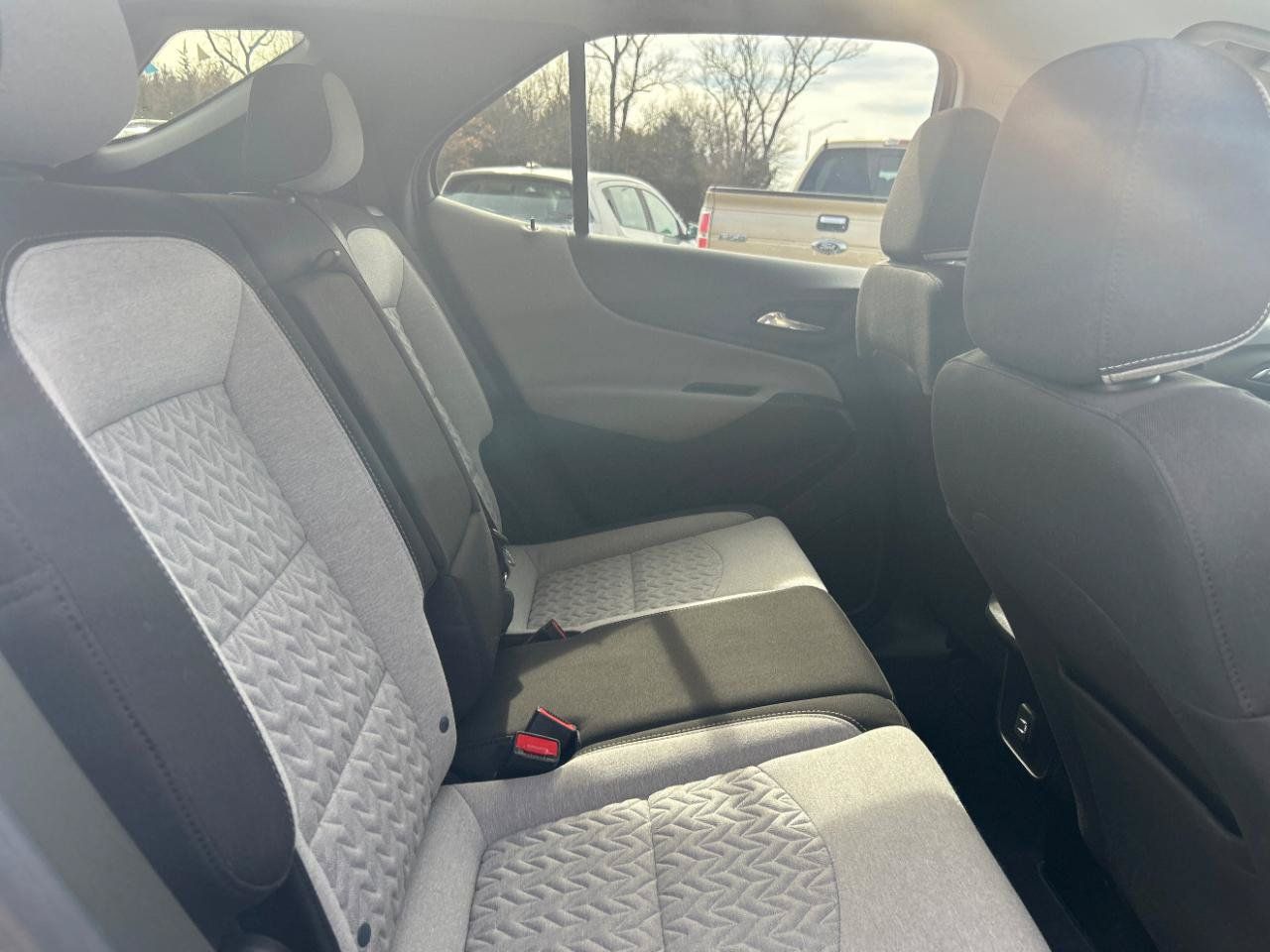 Used 2022 Chevrolet Equinox LT AWD/4WD image 23