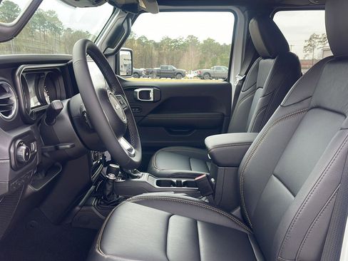 New 2026 Jeep Wrangler Sahara AWD/4WD image 13