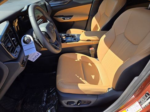 New 2026 Lexus NX 350h AWD w/ Premium Package image 6
