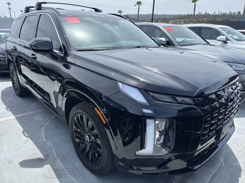 Used 2025 Hyundai Palisade Calligraphy image 1