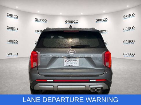 Used 2024 Hyundai Palisade SEL FWD image 6