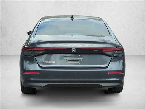 Used 2025 Honda Accord SE image 6