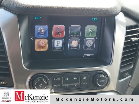 Used 2016 Chevrolet Suburban LT RWD image 18
