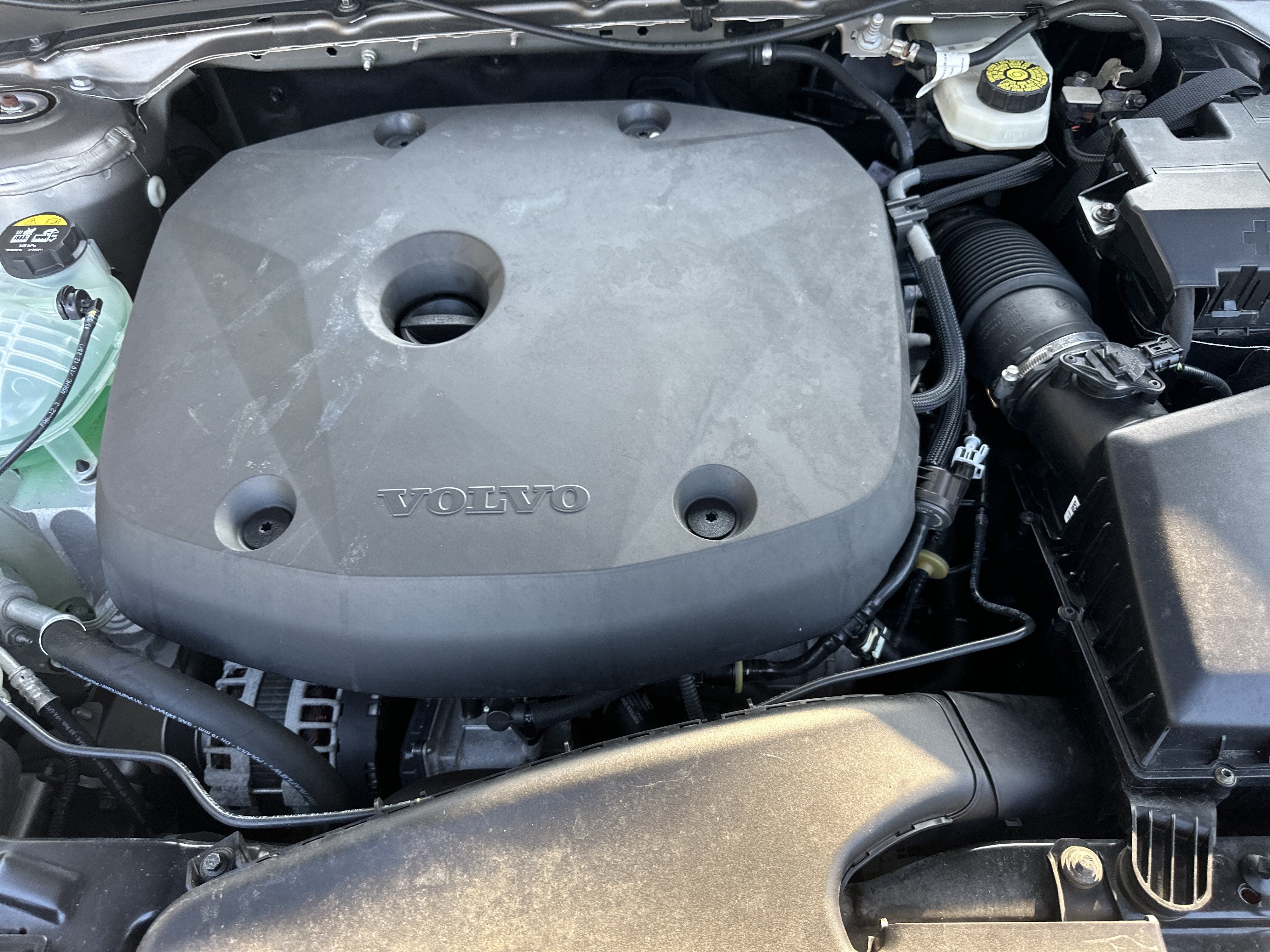 Used 2021 Volvo XC40 T4 Inscription w/ Advanced Package FWD image 9