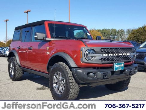 Used 2023 Ford Bronco Badlands AWD/4WD image 1