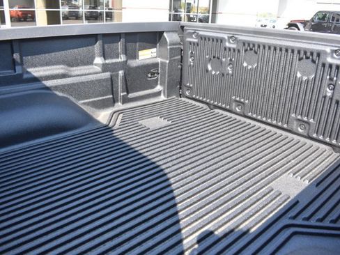 New 2026 Nissan Frontier SV w/ Tow Package image 11