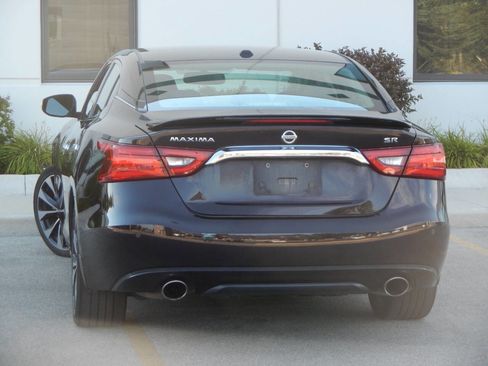 Used 2016 Nissan Maxima SR image 15