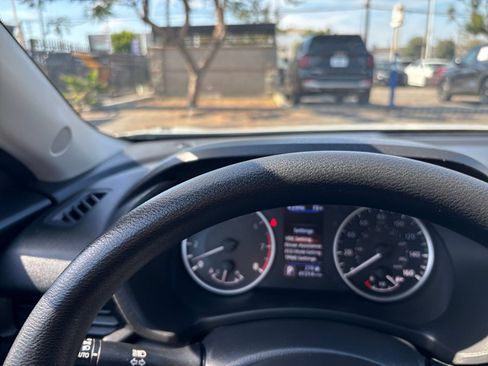 Used 2025 Nissan Sentra S FWD image 29