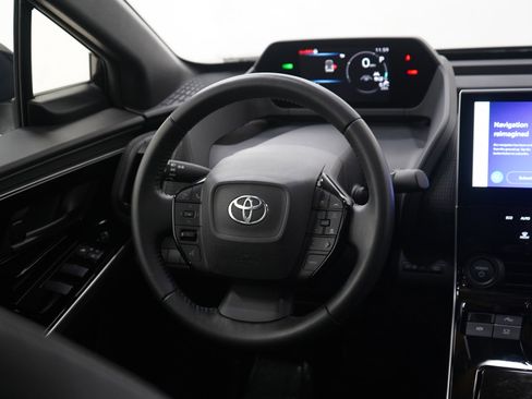 Used 2023 Toyota bZ4X XLE image 14