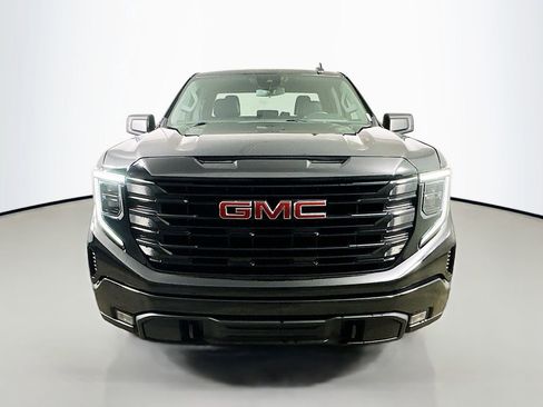 Used 2023 GMC Sierra 1500 Elevation image 2