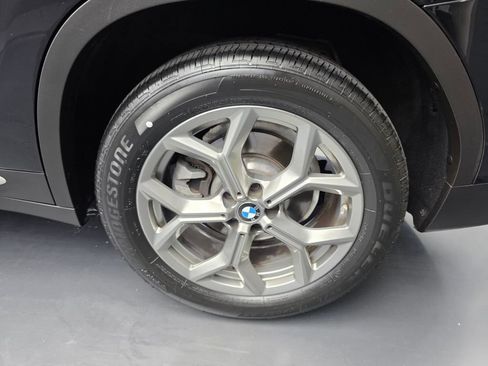 Certified 2024 BMW X3 sDrive30i w/ Premium Package RWD image 17