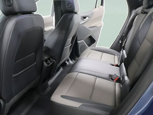 New 2026 Chevrolet Equinox LT w/ Convenience Package II AWD/4WD image 25