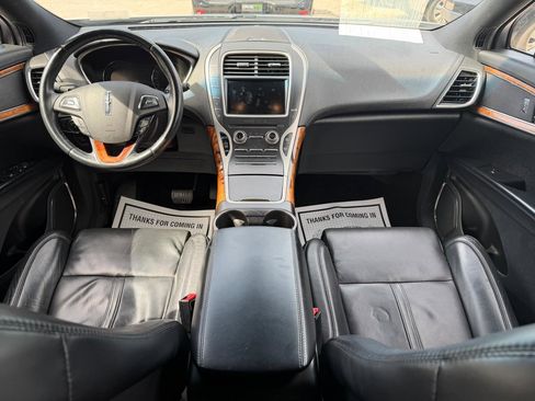 Used 2016 Lincoln MKX Reserve w/ Climate Package AWD/4WD image 11