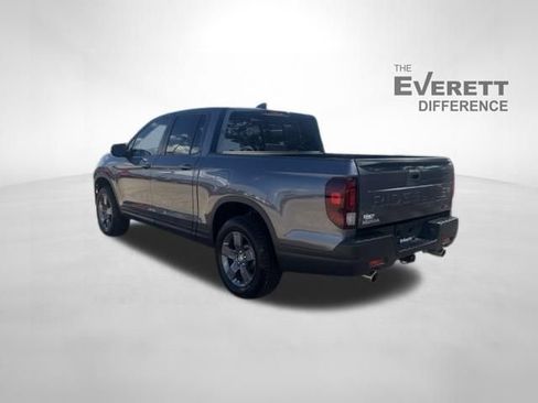 Used 2024 Honda Ridgeline TrailSport image 5