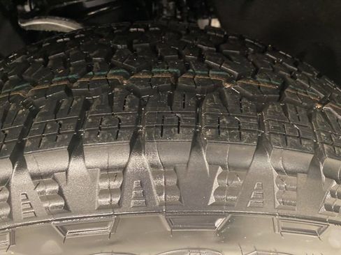 New 2026 Chevrolet Silverado 1500 LTZ w/ LTZ Premium Package image 32