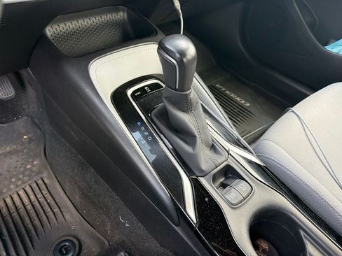 Used 2020 Toyota Corolla SE FWD image 7
