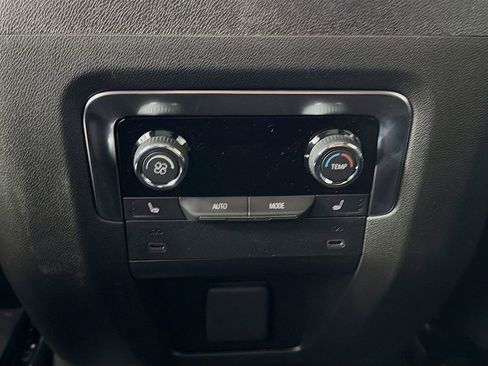 New 2026 Chevrolet Suburban High Country image 27