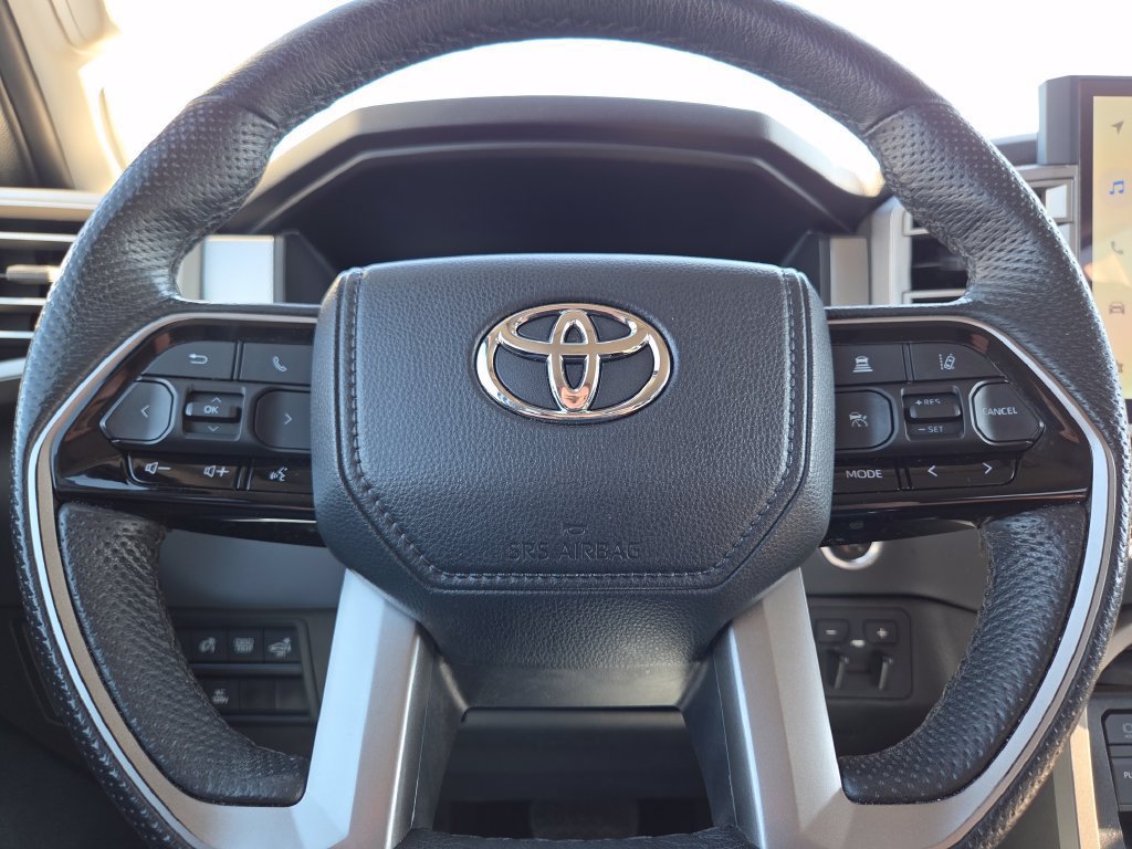 Used 2023 Toyota Tundra Limited AWD/4WD image 39