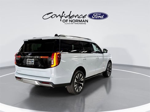 New 2026 Ford Expedition Platinum w/ Driver's Package image 8