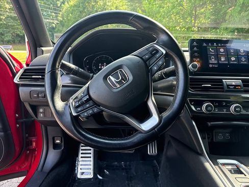 Used 2021 Honda Accord Sport image 16