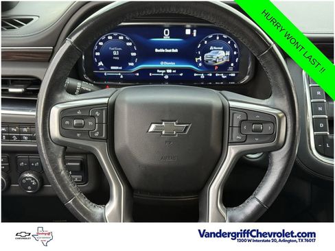 Used 2022 Chevrolet Suburban Z71 w/ Z71 Off-Road Package AWD/4WD image 11