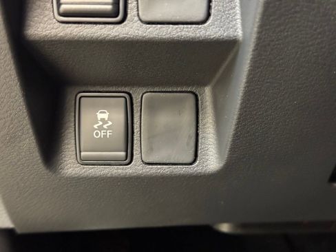 New 2026 Nissan Frontier SV AWD/4WD image 31