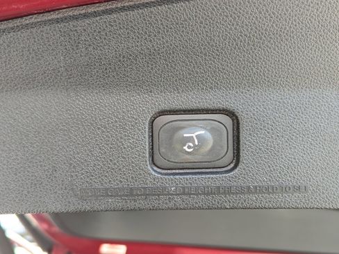 Used 2017 Ford Explorer Limited w/ Class II Trailer Tow Package image 18