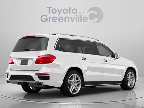 Used 2015 Mercedes-Benz GL 450 4MATIC image 4