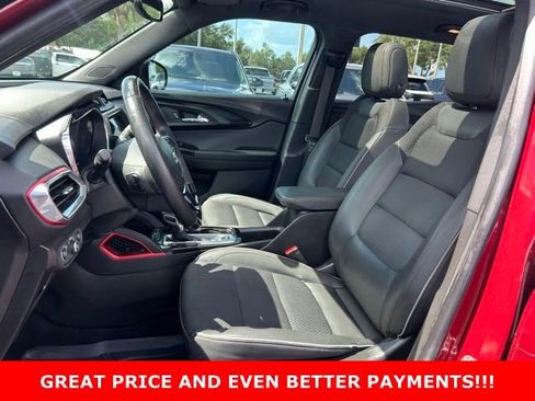 Used 2023 Chevrolet TrailBlazer RS w/ Sun and Liftgate Package FWD image 14