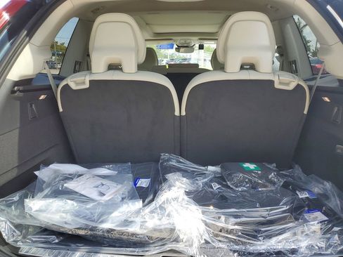 New 2025 Volvo XC90 B6 Plus w/ Protection Package Premier image 4