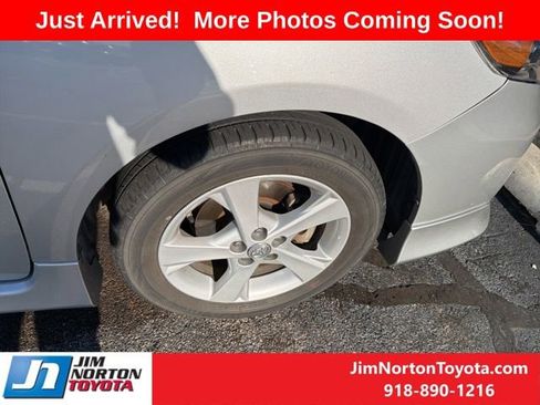 Used 2011 Toyota Corolla S image 3