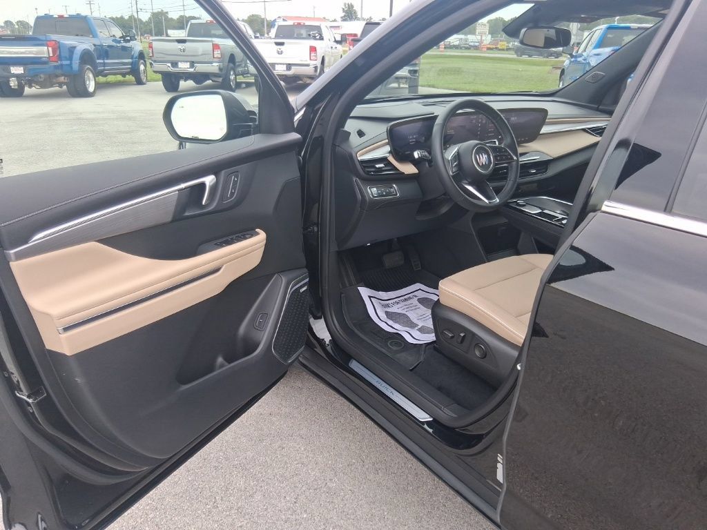 Used 2026 Buick Enclave Preferred w/ LPO, Floor Liner Package AWD/4WD image 16