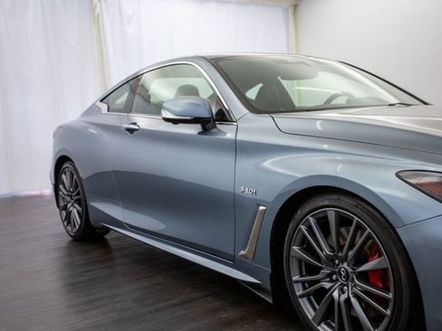 Used 2017 INFINITI Q60 Red Sport 400 image 30