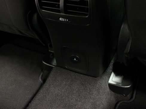 Used 2025 Ford Escape Active image 17