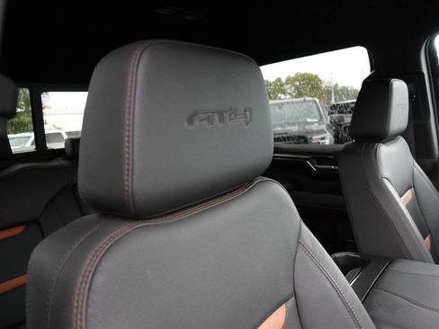 Used 2024 GMC Sierra 1500 AT4 w/ AT4 Preferred Package image 41