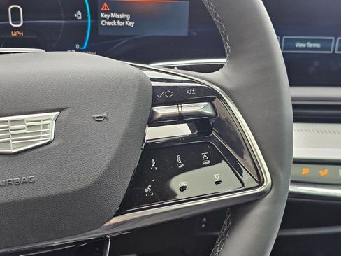 New 2026 Cadillac Optiq Sport 2 RWD image 31