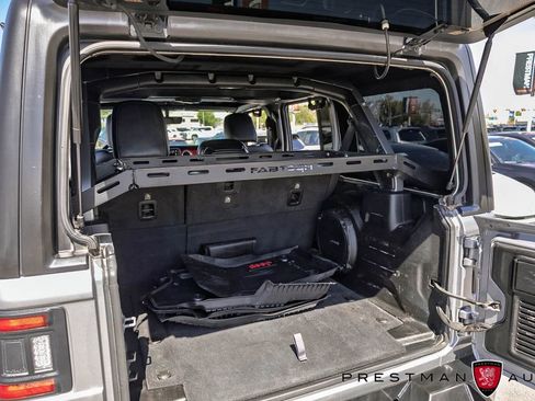 Used 2018 Jeep Wrangler Unlimited Rubicon AWD/4WD image 50