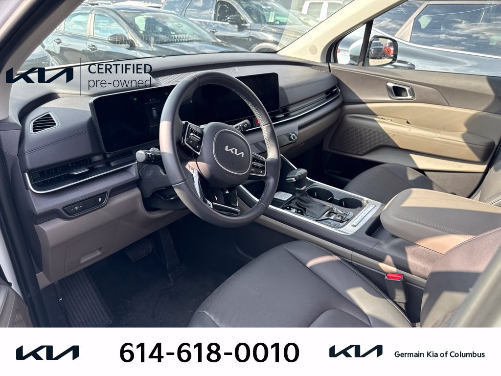 Certified 2026 Kia Carnival EX FWD image 8