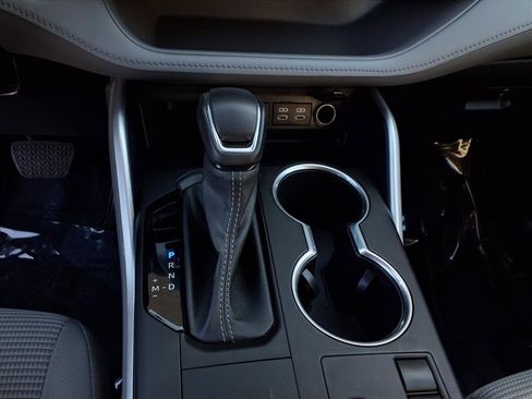 Certified 2023 Toyota Highlander LE image 11